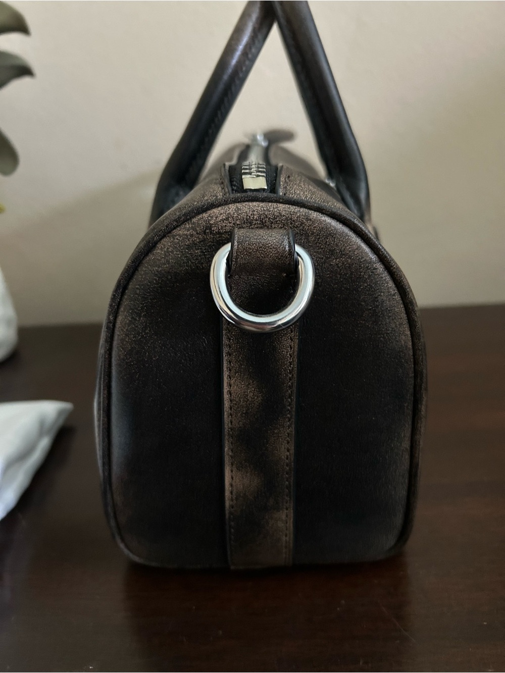 Coach Compass 25 Loved Leather bag - Picture 5 of 10